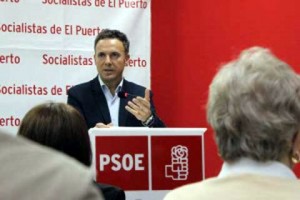 El Alcaldable socialista exige que se incluya la “cláusula de subrogación” en los pliegos, como se acordó por unanimidad hace un año.
