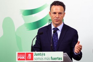  El portavoz del PSOE recuerda “el derecho que tenemos los portuenses a que nos informen en qué se gastan nuestro dinero”.