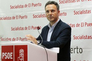 El portavoz del PSOE pone en valor la profesionalidad de los agentes locales.